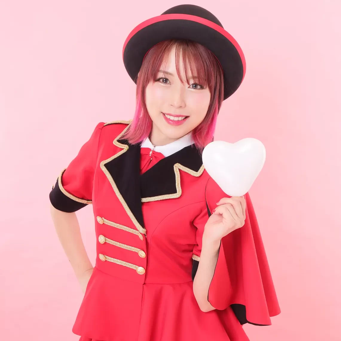 パフォーマーASUKA.jpeg を表示しています